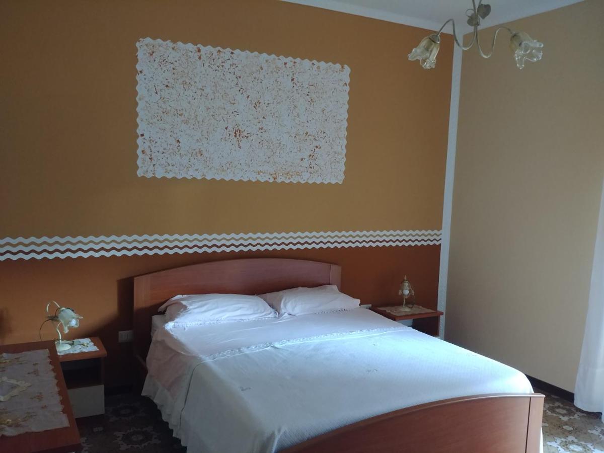 Il Sole Nel Cilento Bed & Breakfast ซานตามาเรีย ดิ กาสเตลลาบาเต ภายนอก รูปภาพ